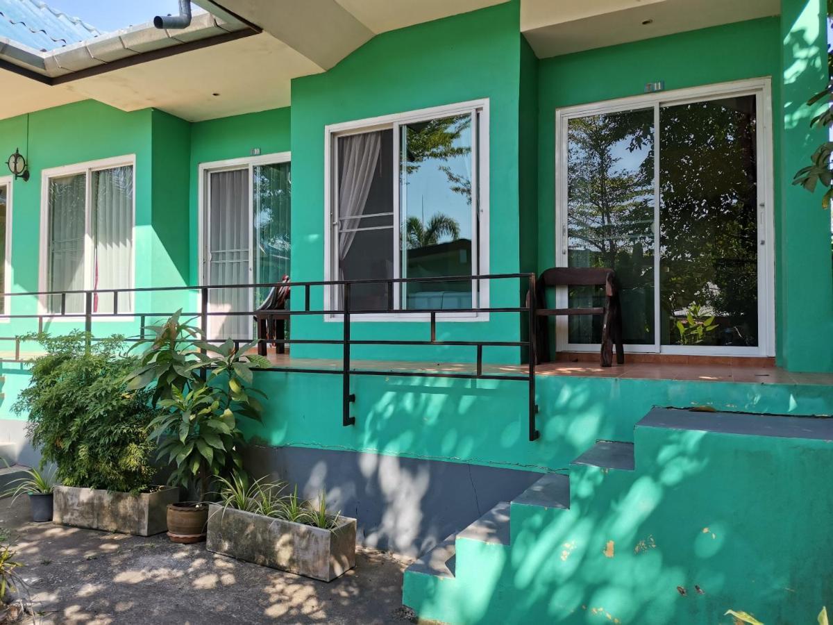 Serene Villa Phuket Чалонг Екстериор снимка